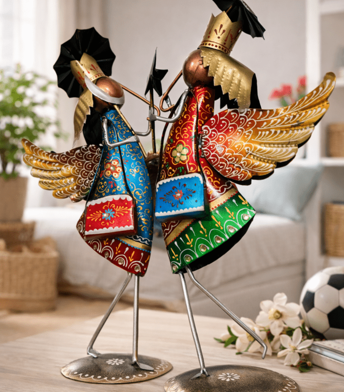 Metal Angel Couple Showpiece